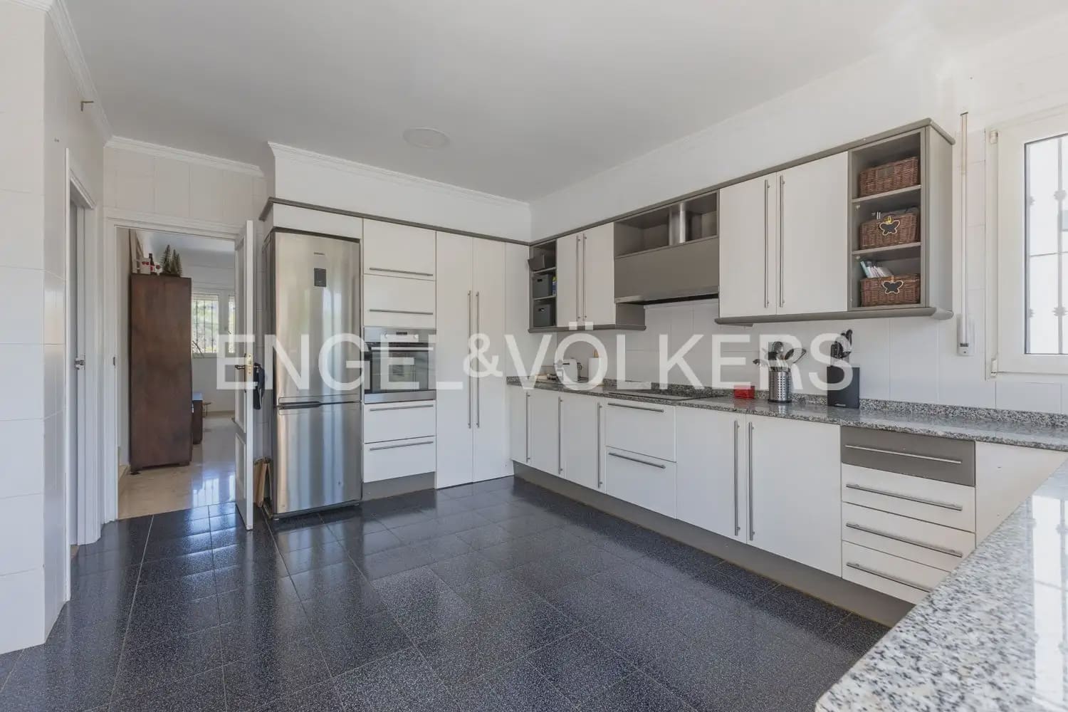 6 sovrum Villa till salu i Denia med pool garage - 1 060 000 € (Ref: 9898319)
