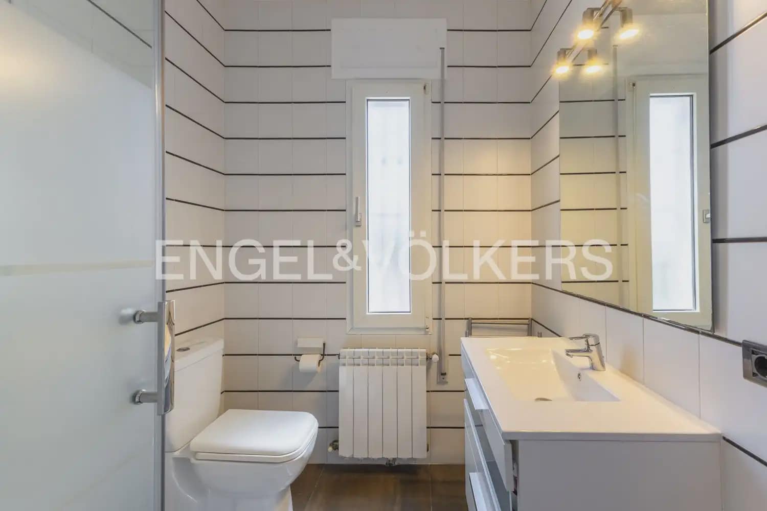 6 sovrum Villa till salu i Denia med pool garage - 1 060 000 € (Ref: 9898319)