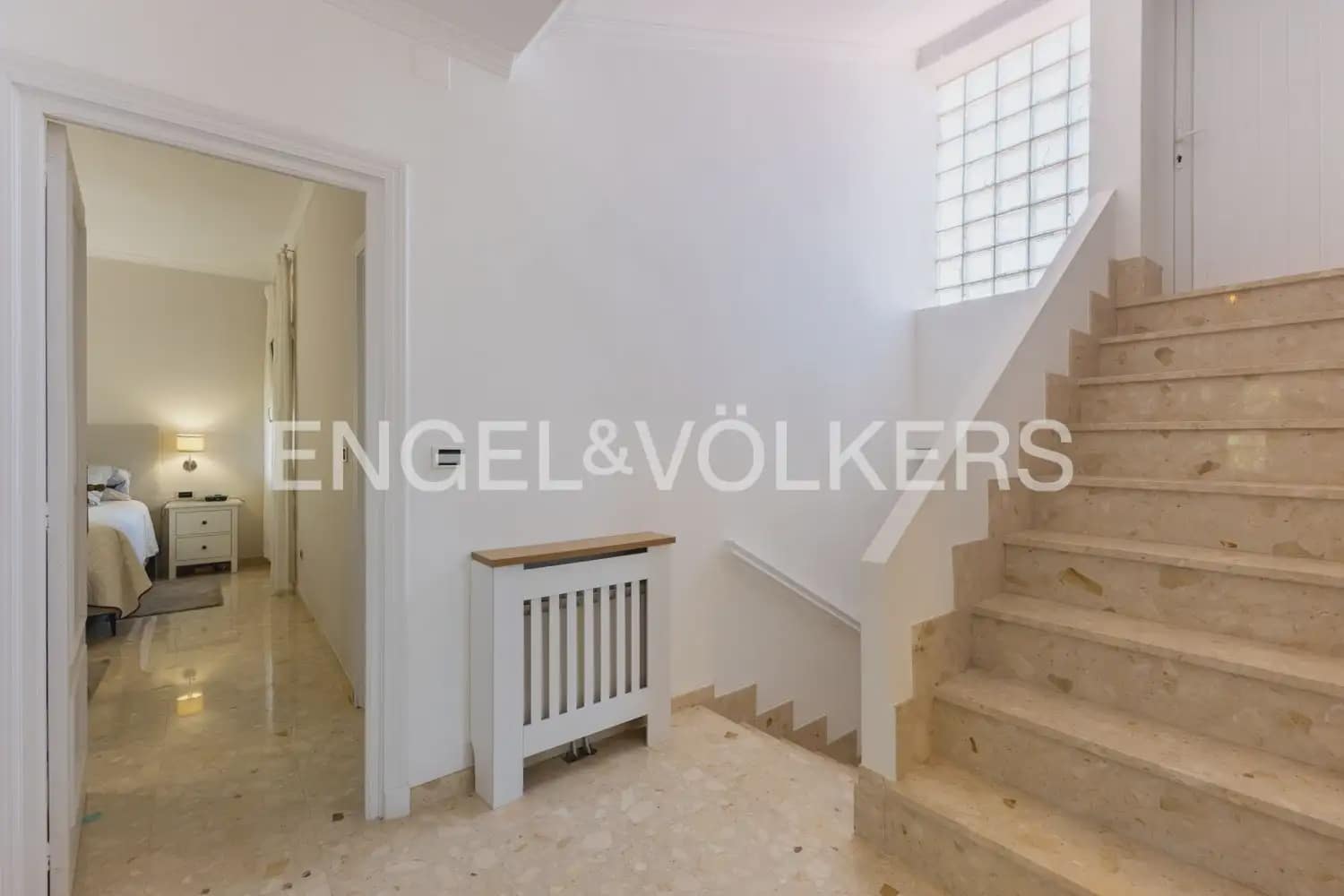 6 sovrum Villa till salu i Denia med pool garage - 1 060 000 € (Ref: 9898319)