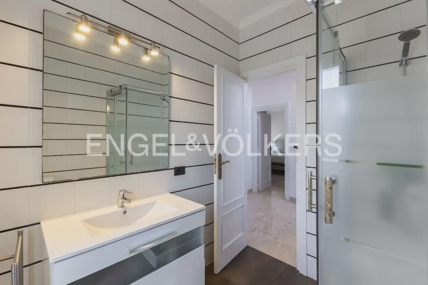 6 sovrum Villa till salu i Denia med pool garage - 1 060 000 € (Ref: 9898319)