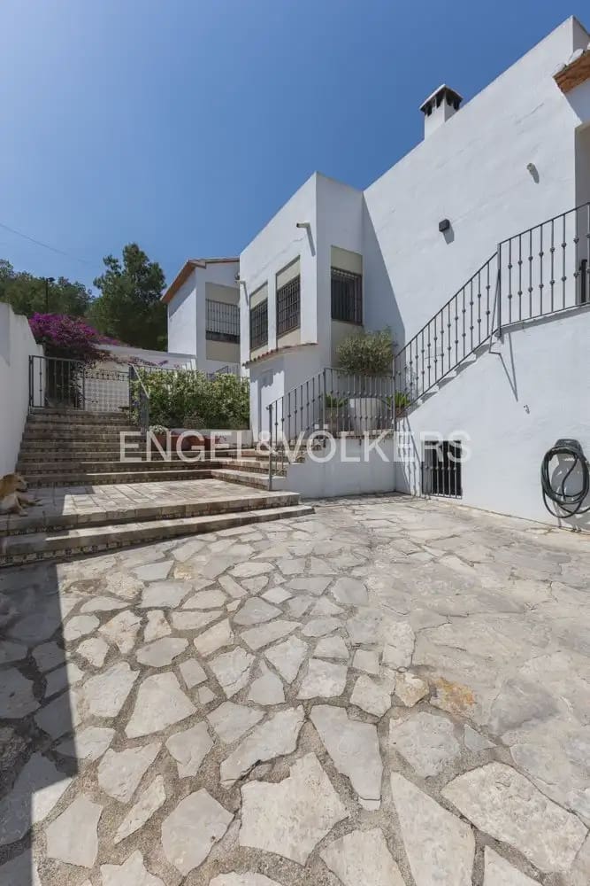 6 sovrum Villa till salu i Denia med pool garage - 1 060 000 € (Ref: 9898319)