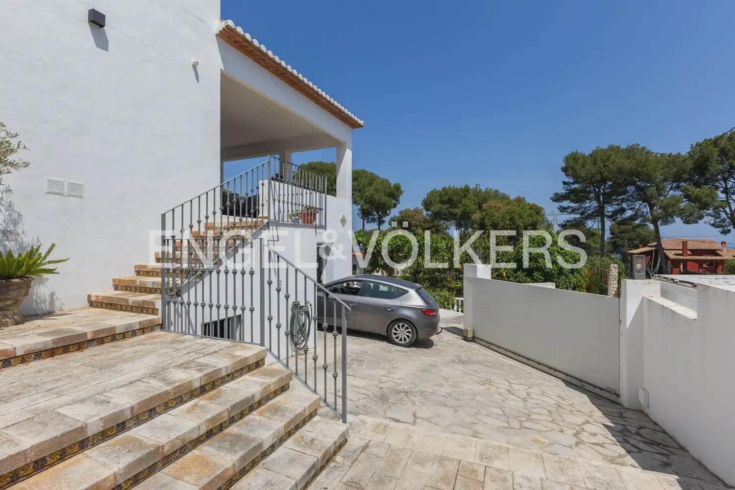 6 sovrum Villa till salu i Denia med pool garage - 1 060 000 € (Ref: 9898319)