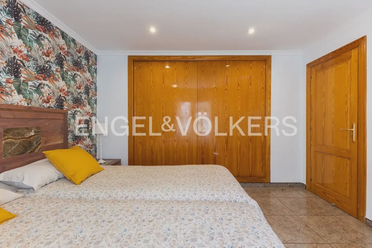 6 sovrum Villa till salu i Denia med pool garage - 1 060 000 € (Ref: 9898319)