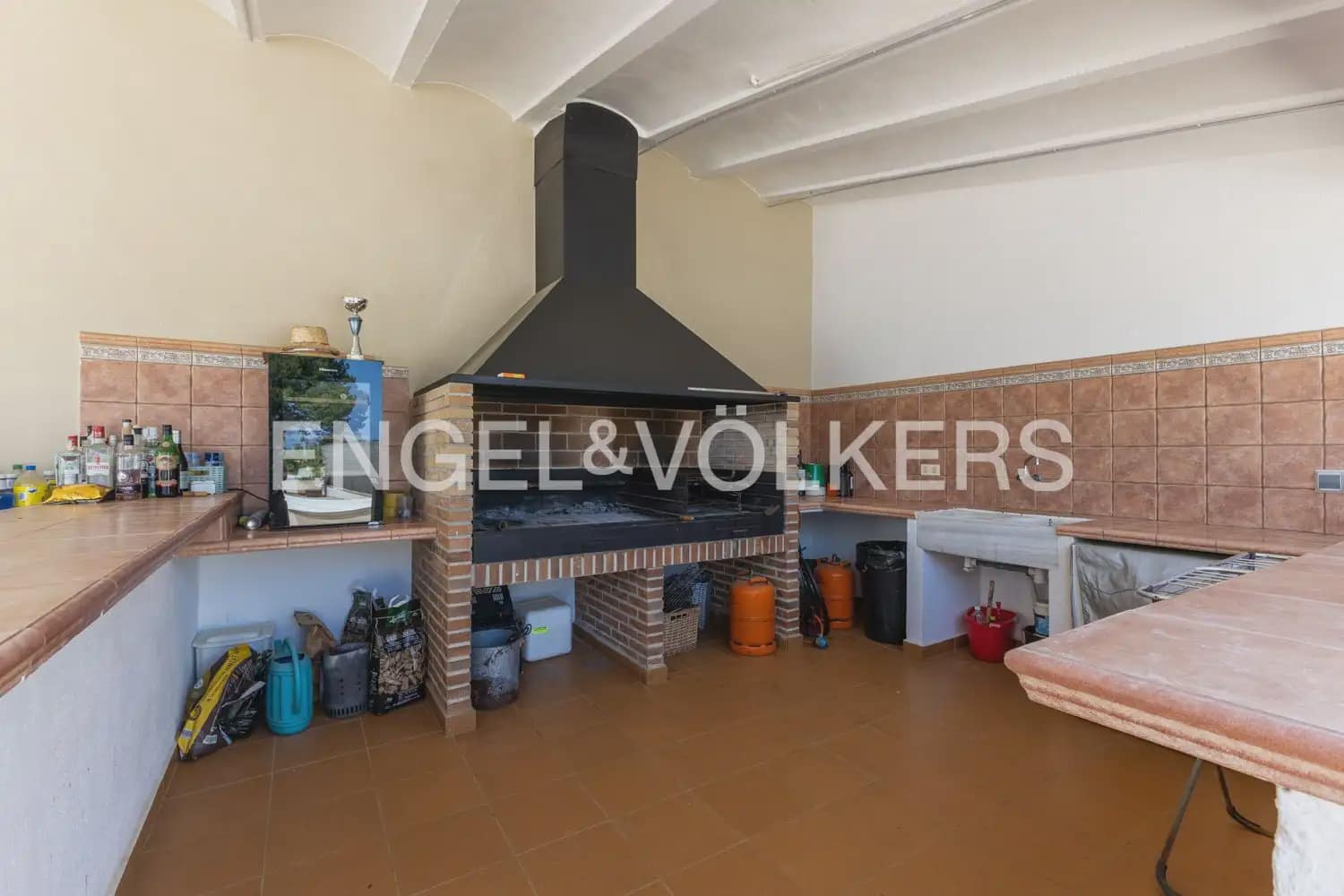 6 sovrum Villa till salu i Denia med pool garage - 1 060 000 € (Ref: 9898319)