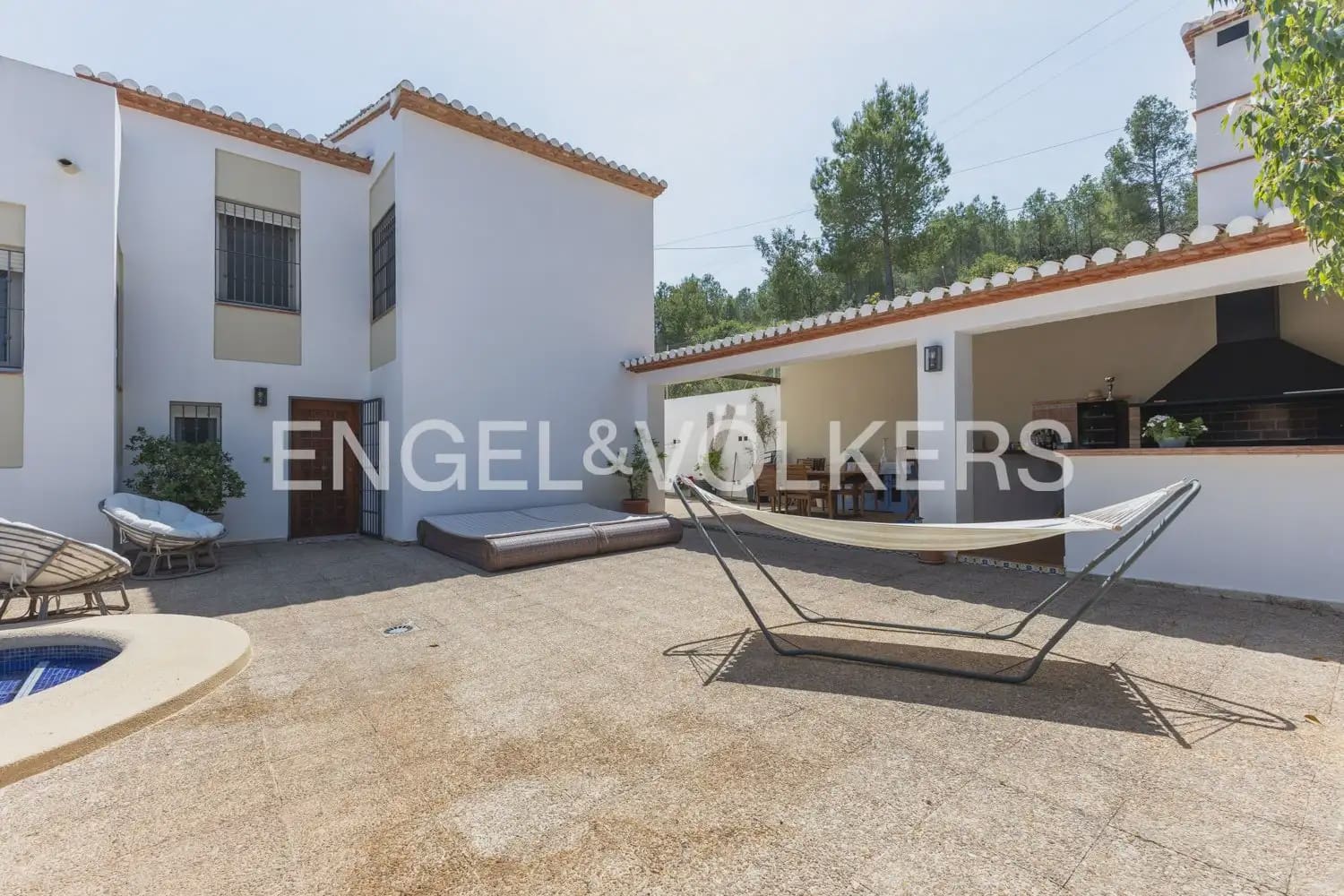 6 sovrum Villa till salu i Denia med pool garage - 1 060 000 € (Ref: 9898319)