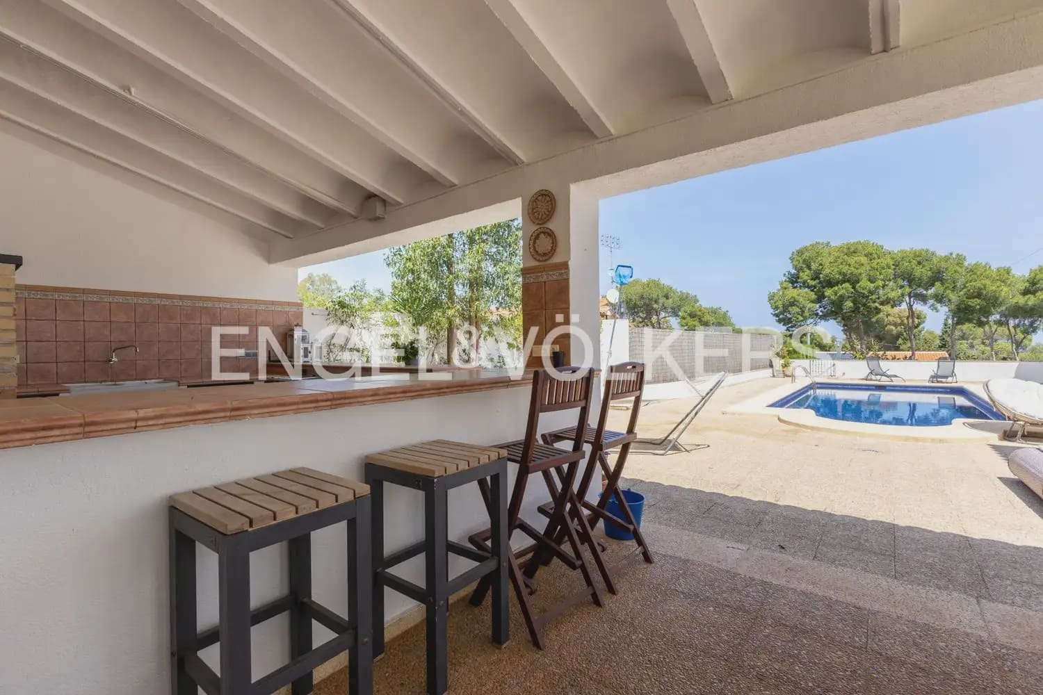6 sovrum Villa till salu i Denia med pool garage - 1 060 000 € (Ref: 9898319)