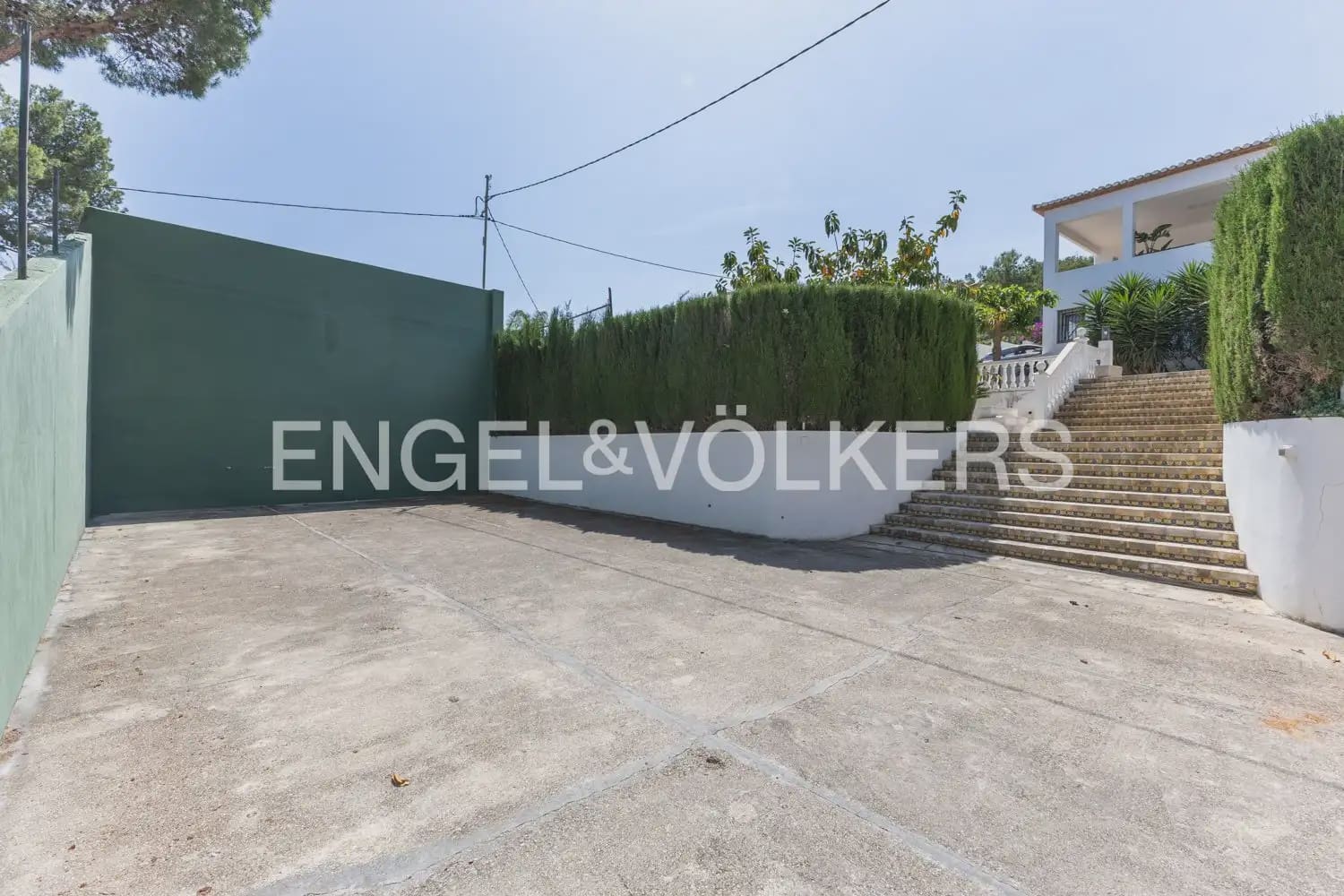 6 sovrum Villa till salu i Denia med pool garage - 1 060 000 € (Ref: 9898319)