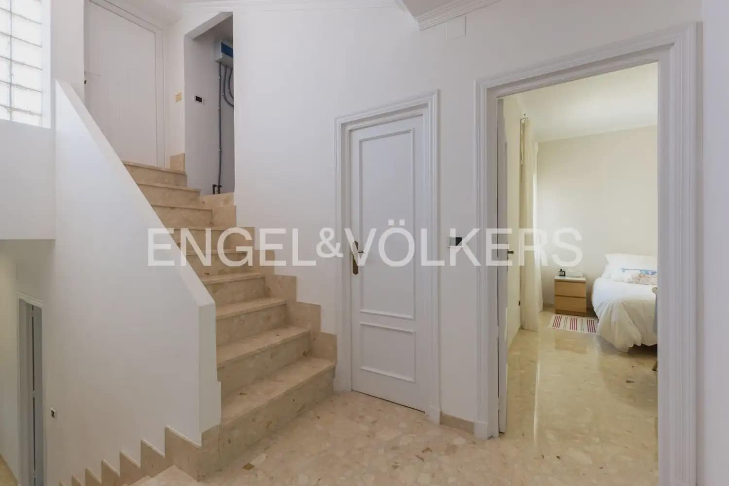 6 sovrum Villa till salu i Denia med pool garage - 1 060 000 € (Ref: 9898319)