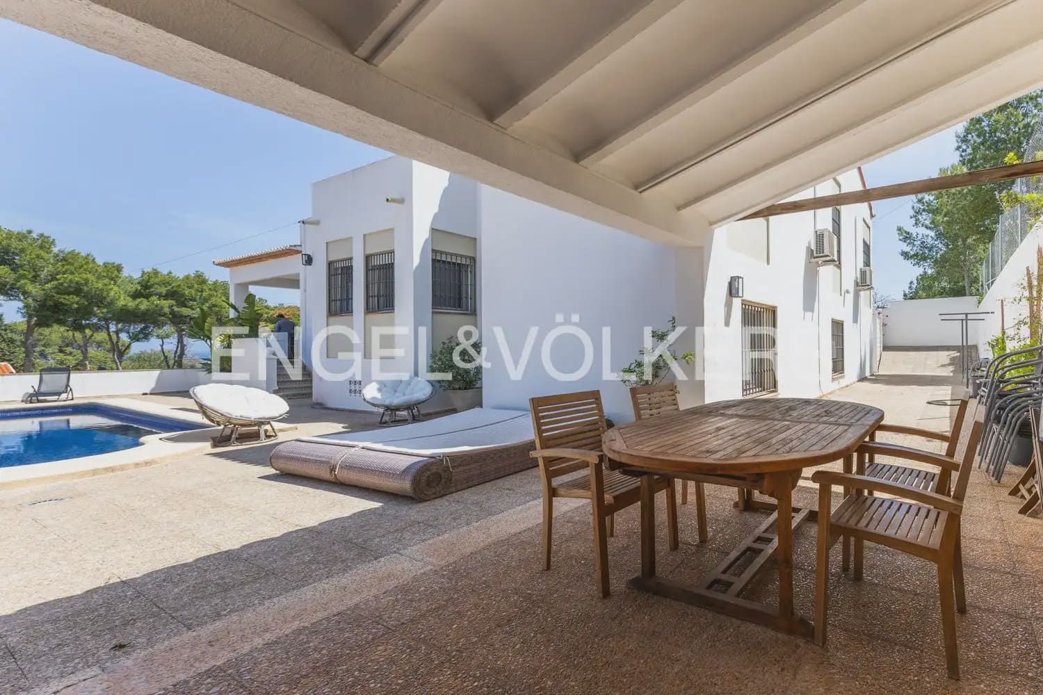 6 sovrum Villa till salu i Denia med pool garage - 1 060 000 € (Ref: 9898319)
