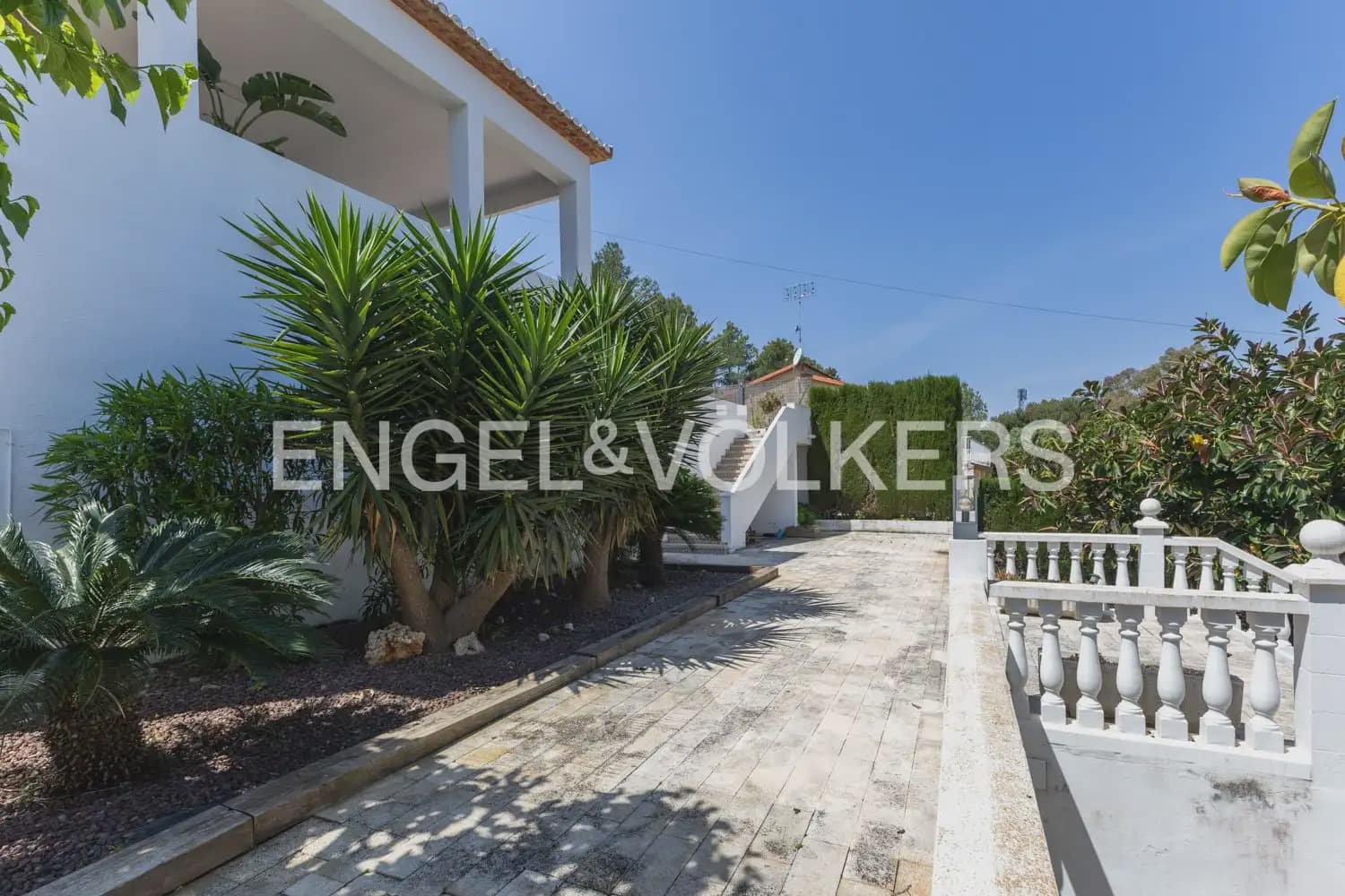 6 sovrum Villa till salu i Denia med pool garage - 1 060 000 € (Ref: 9898319)