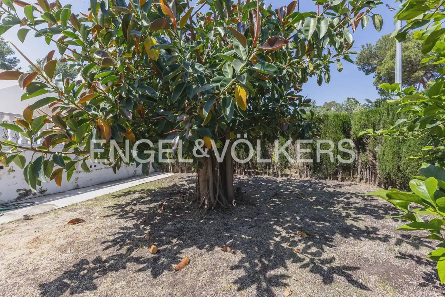 6 sovrum Villa till salu i Denia med pool garage - 1 060 000 € (Ref: 9898319)