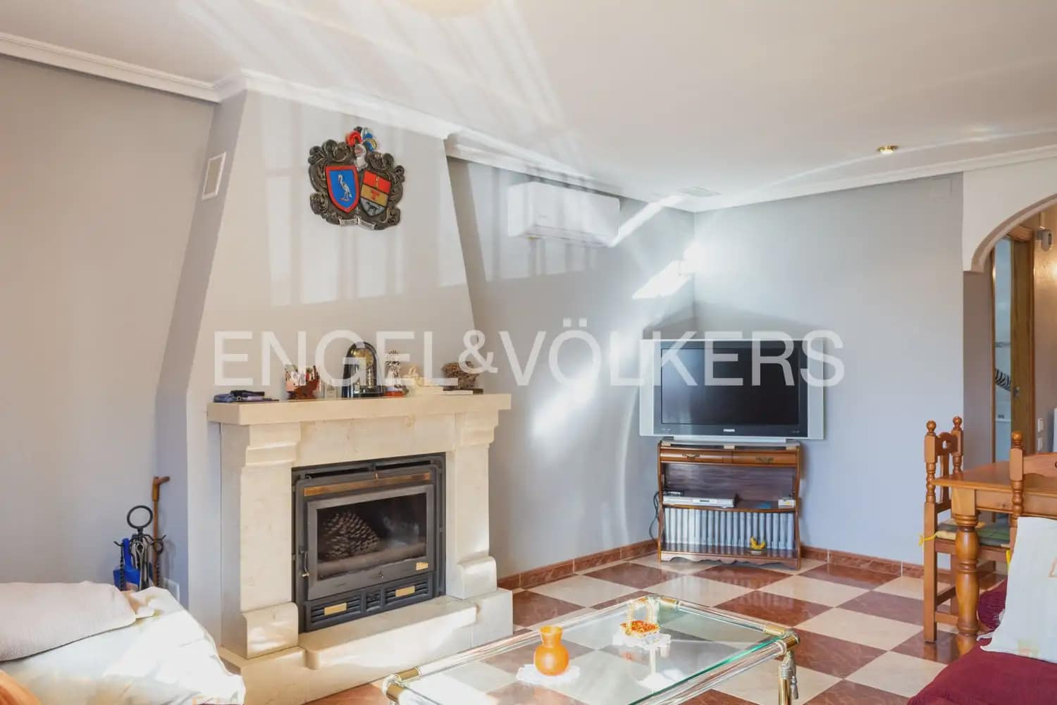 4 sovrum Villa till salu i La Pobla de Vallbona med pool garage - 380 000 € (Ref: 9898320)
