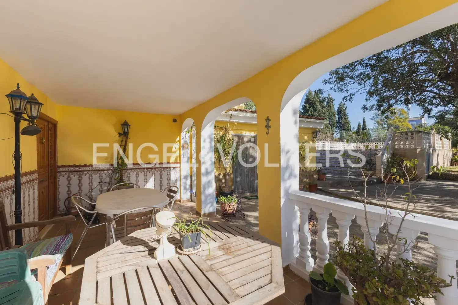 4 sovrum Villa till salu i La Pobla de Vallbona med pool garage - 380 000 € (Ref: 9898320)