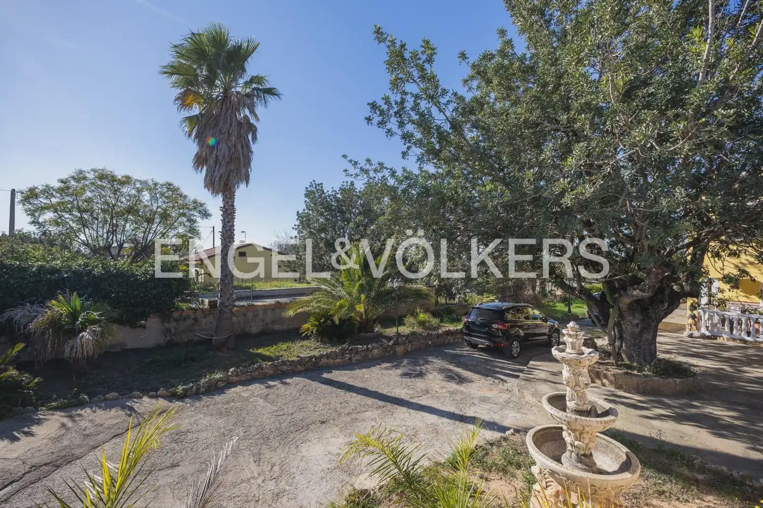4 sovrum Villa till salu i La Pobla de Vallbona med pool garage - 380 000 € (Ref: 9898320)
