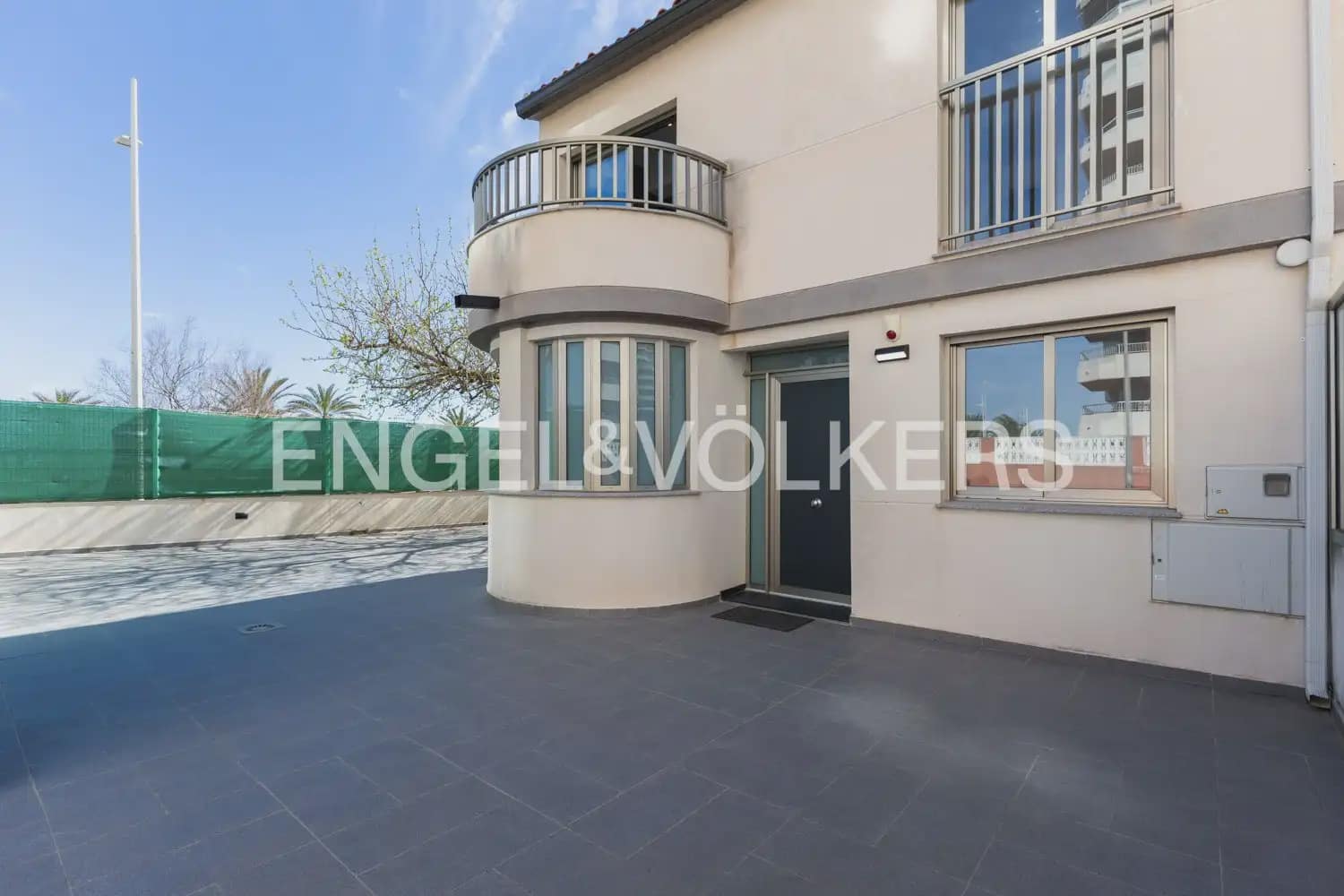 5 sovrum Semi-fristående Villa till salu i Gandia med garage - 818 000 € (Ref: 9898321)
