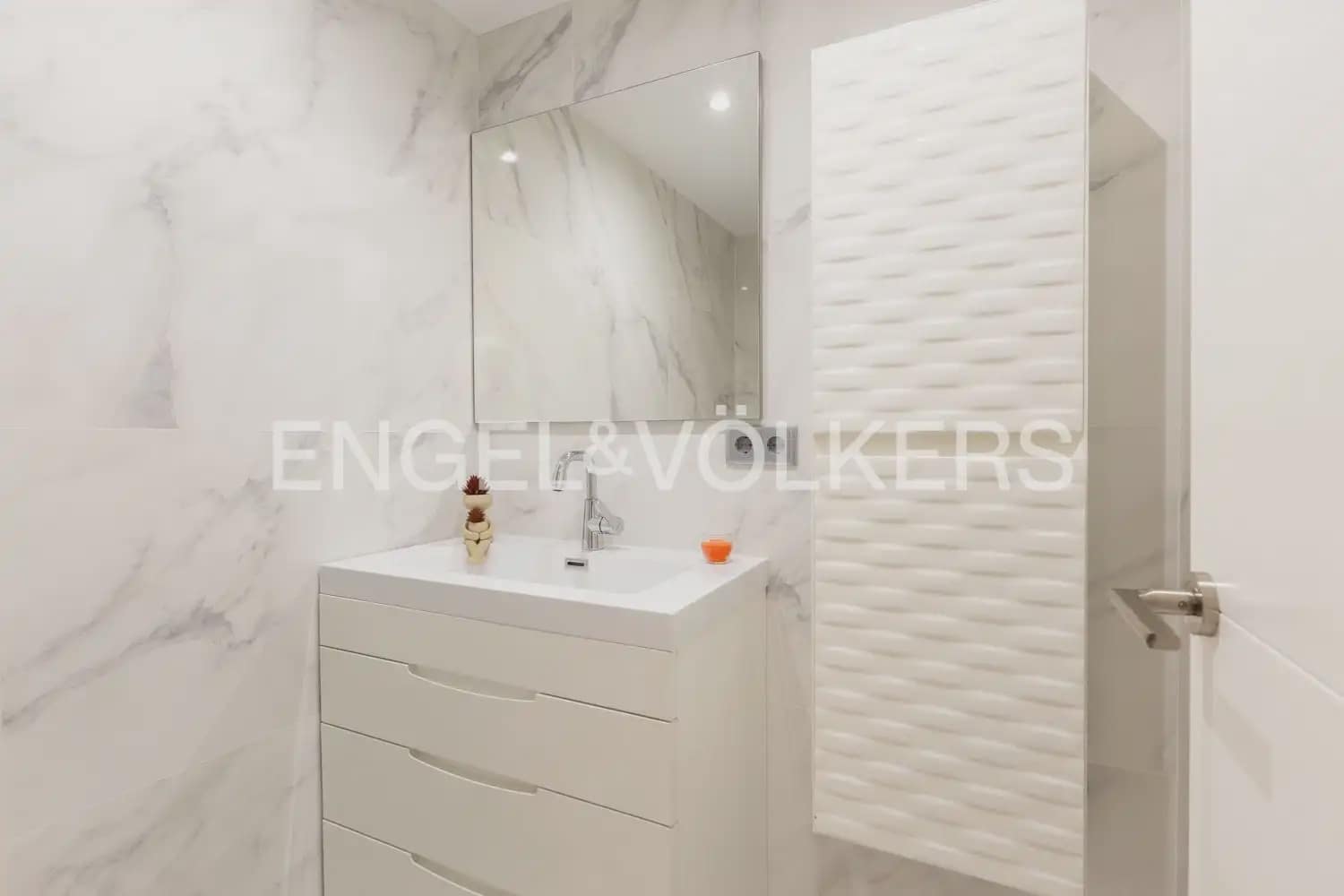 5 sovrum Semi-fristående Villa till salu i Gandia med garage - 818 000 € (Ref: 9898321)