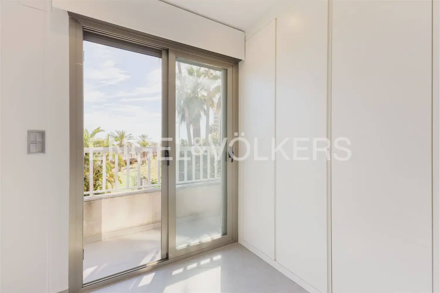 5 sovrum Semi-fristående Villa till salu i Gandia med garage - 818 000 € (Ref: 9898321)