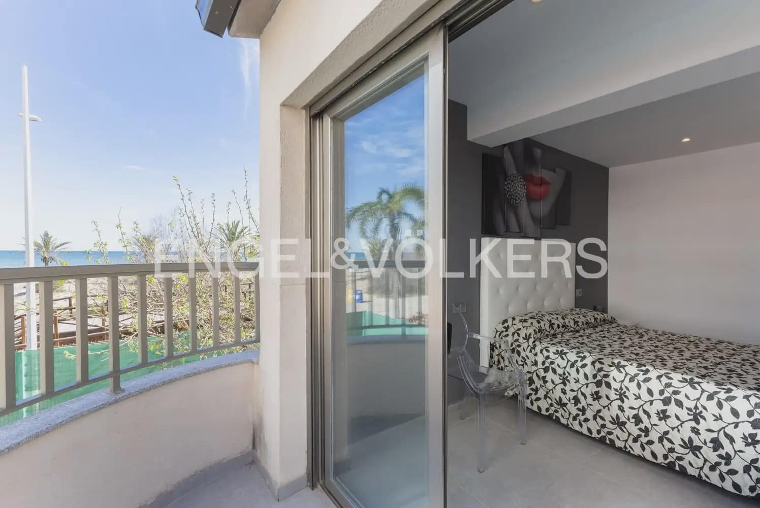 5 sovrum Semi-fristående Villa till salu i Gandia med garage - 818 000 € (Ref: 9898321)