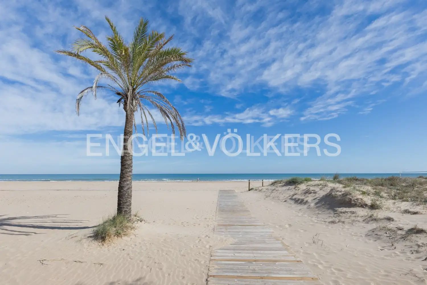 5 sovrum Semi-fristående Villa till salu i Gandia med garage - 818 000 € (Ref: 9898321)