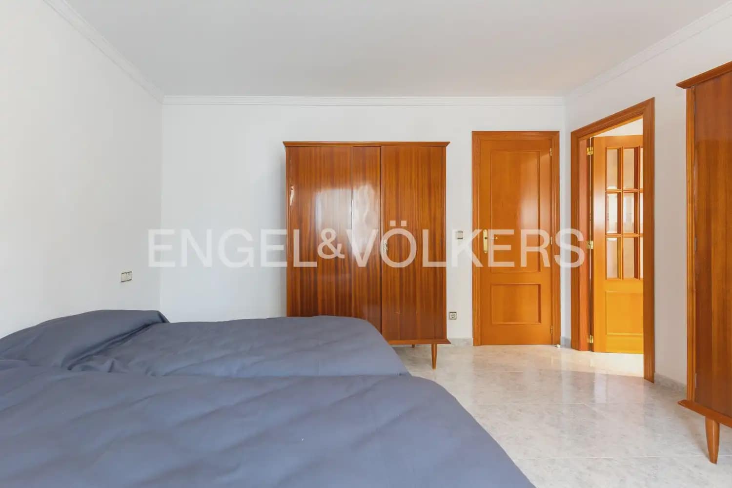 3 Zimmer Villa zu verkaufen in Oliva mit Garage - 380.000 € (Ref: 9898322)