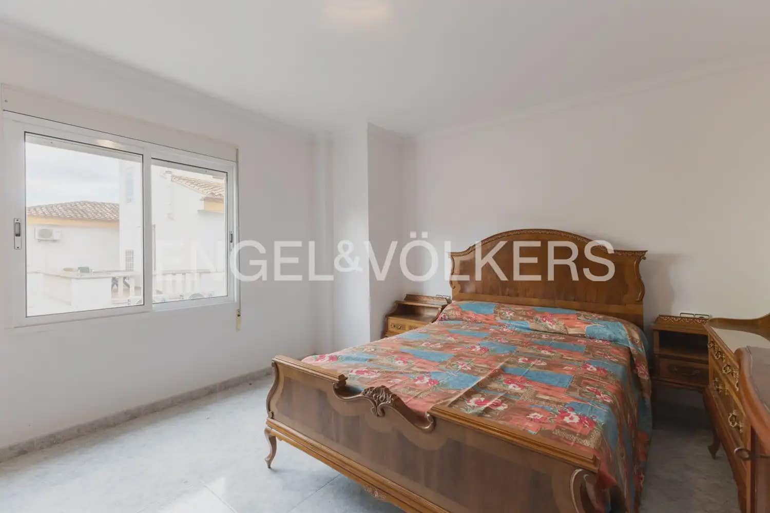 3 Zimmer Villa zu verkaufen in Oliva mit Garage - 380.000 € (Ref: 9898322)