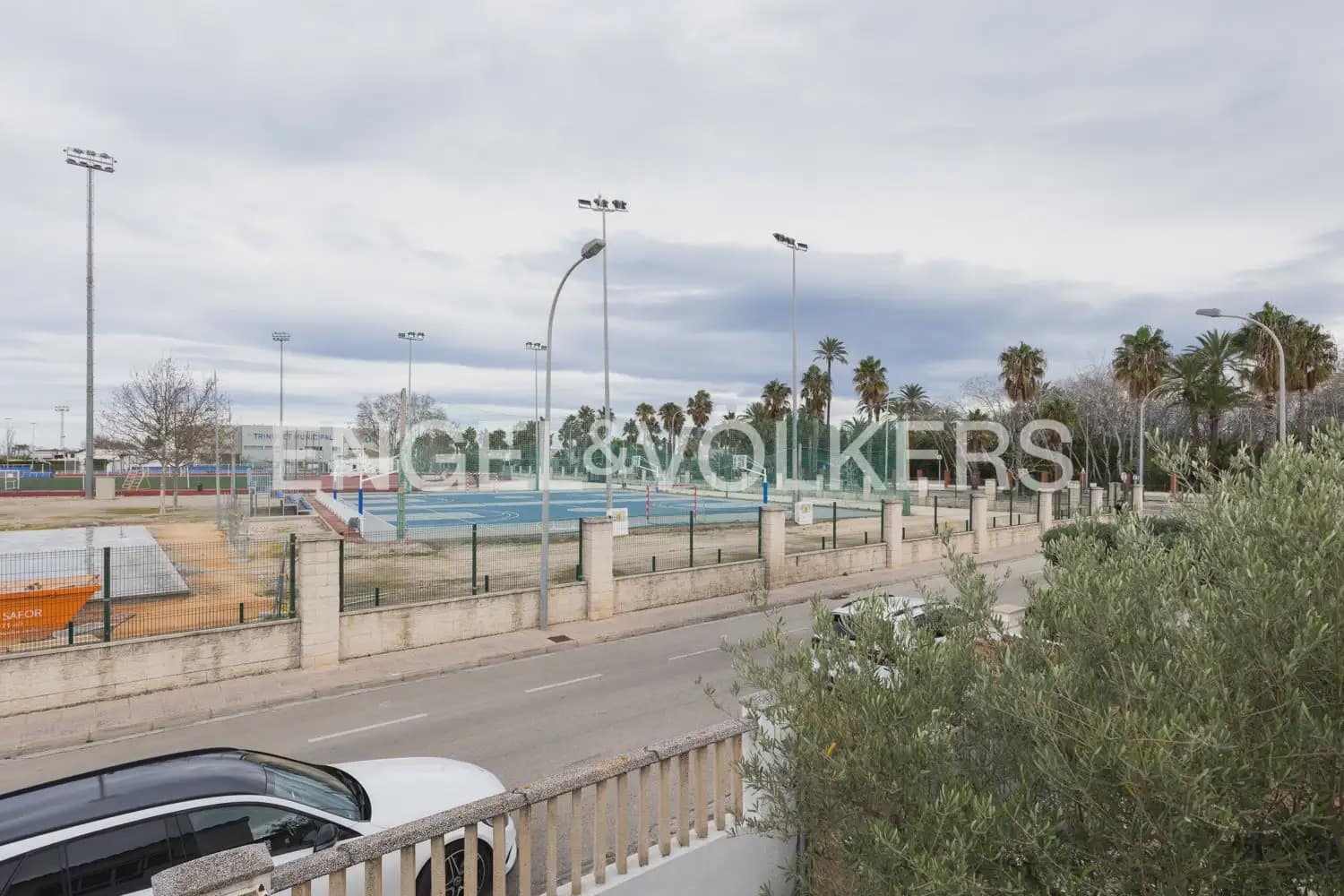3 Zimmer Villa zu verkaufen in Oliva mit Garage - 380.000 € (Ref: 9898322)