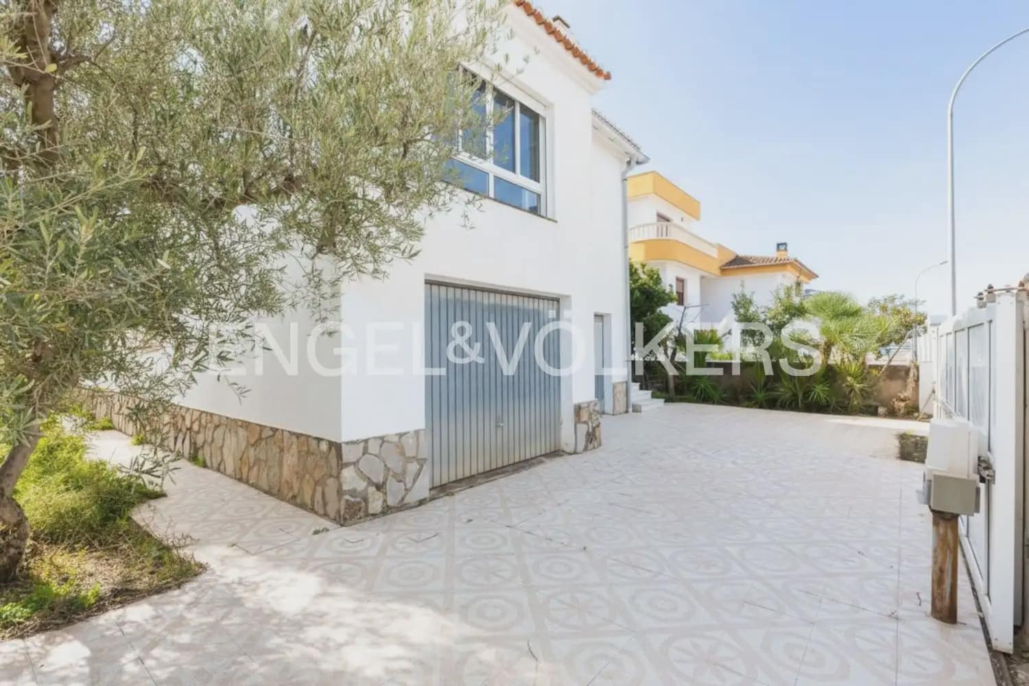 3 Zimmer Villa zu verkaufen in Oliva mit Garage - 380.000 € (Ref: 9898322)