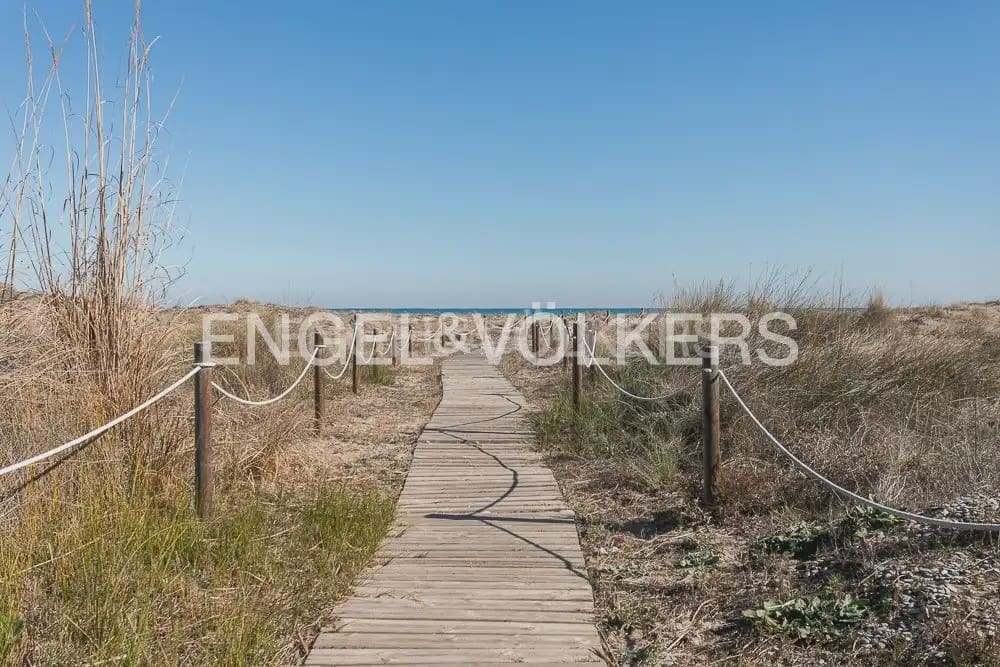 4 bedroom Villa for rent in Sagunto / Sagunt with pool garage - € 3,000 (Ref: 9898323)