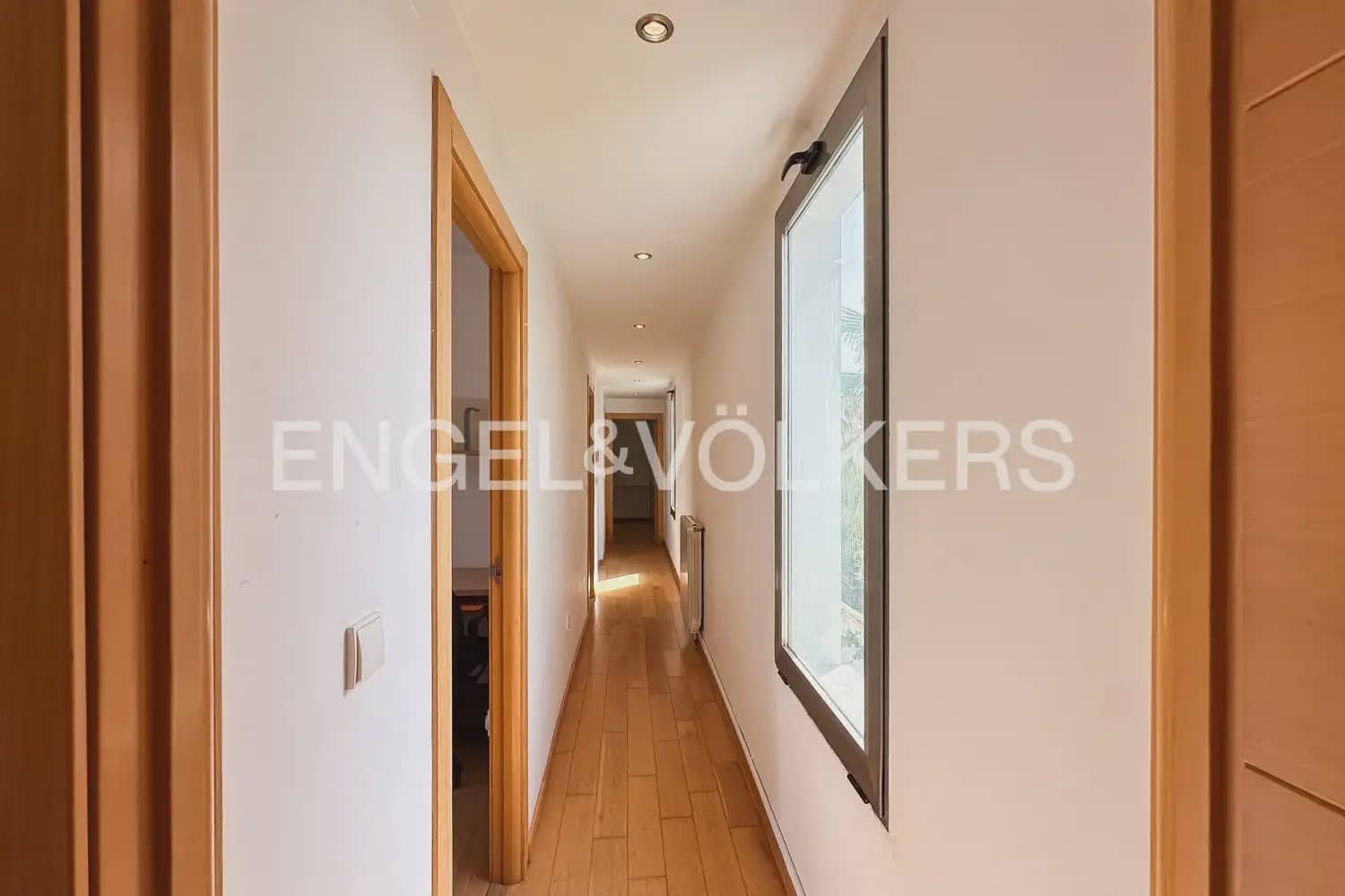 4 bedroom Villa for rent in Sagunto / Sagunt with pool garage - € 3,000 (Ref: 9898323)