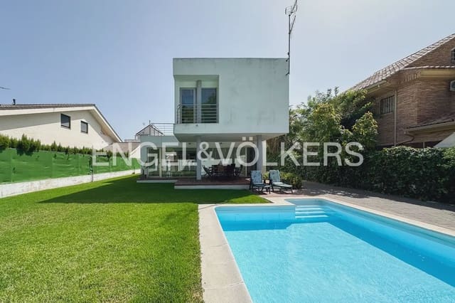 4 bedroom Villa for rent in Almarda, Sagunto / Sagunt with pool garage - € 3,000 (Ref: 9898323)