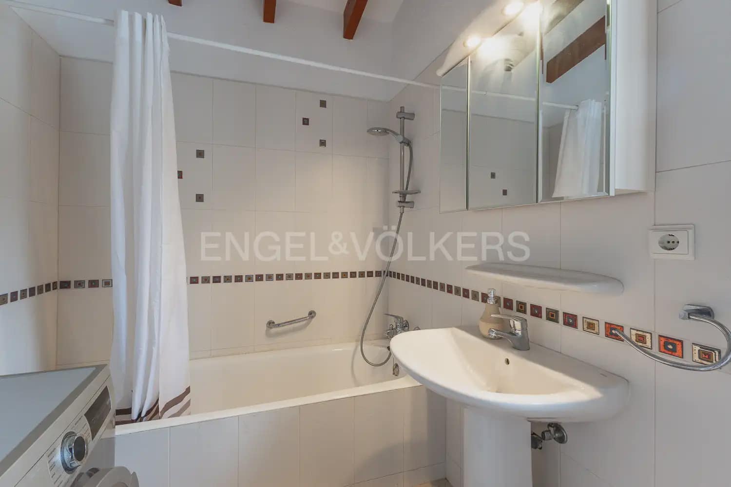 3 soveværelse Villa til salg i Pego med swimmingpool garage - € 429.000 (Ref: 9898324)