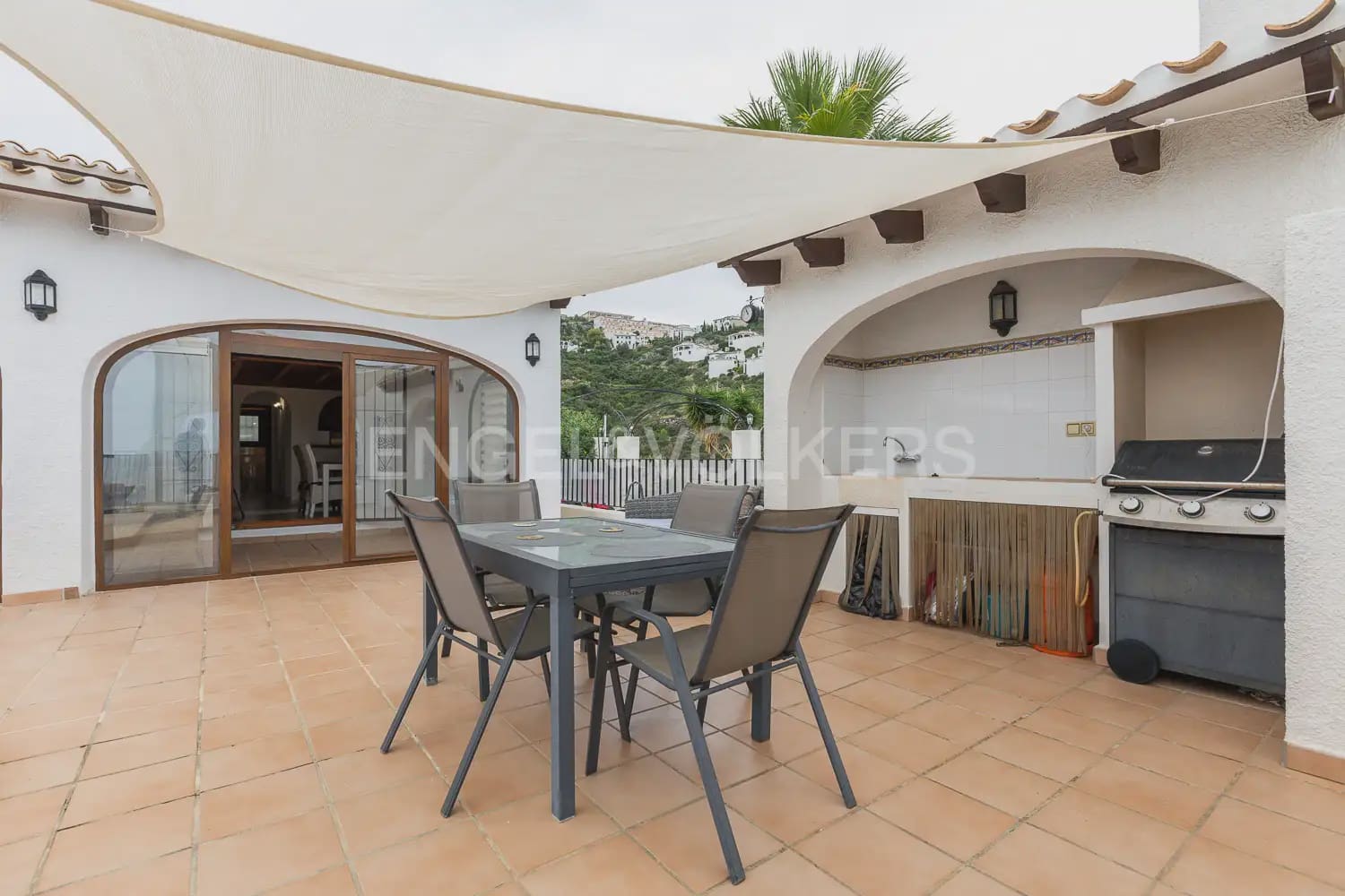 3 soveværelse Villa til salg i Pego med swimmingpool garage - € 429.000 (Ref: 9898324)
