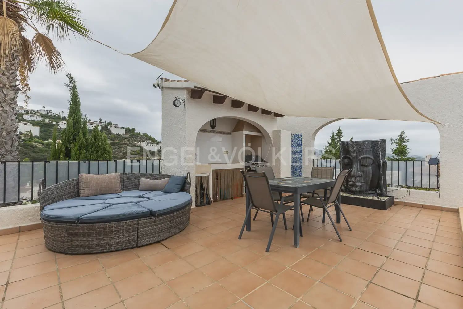 3 soveværelse Villa til salg i Pego med swimmingpool garage - € 429.000 (Ref: 9898324)