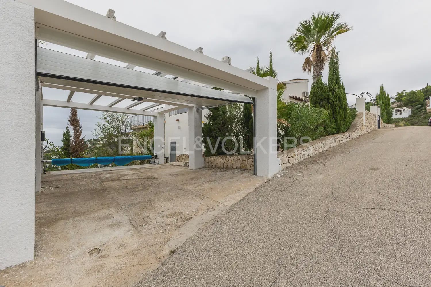 3 soveværelse Villa til salg i Pego med swimmingpool garage - € 429.000 (Ref: 9898324)