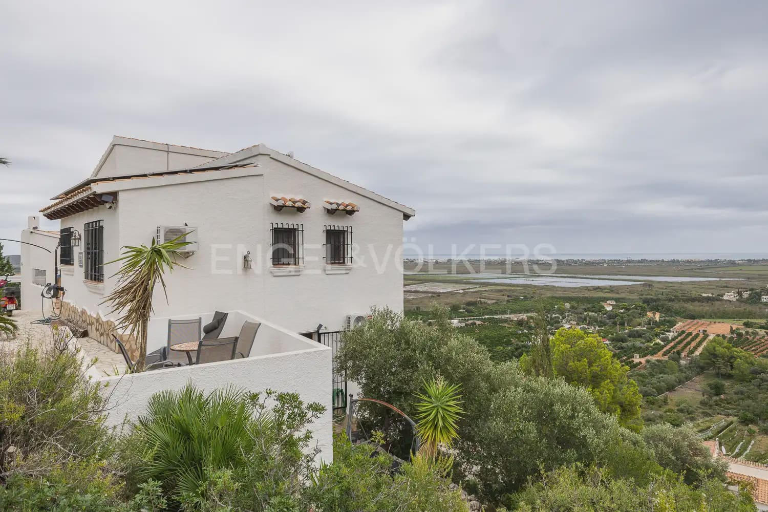 3 soveværelse Villa til salg i Pego med swimmingpool garage - € 429.000 (Ref: 9898324)