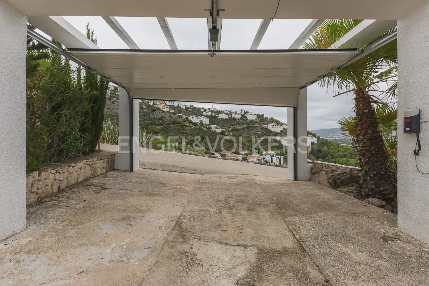 3 soveværelse Villa til salg i Pego med swimmingpool garage - € 429.000 (Ref: 9898324)