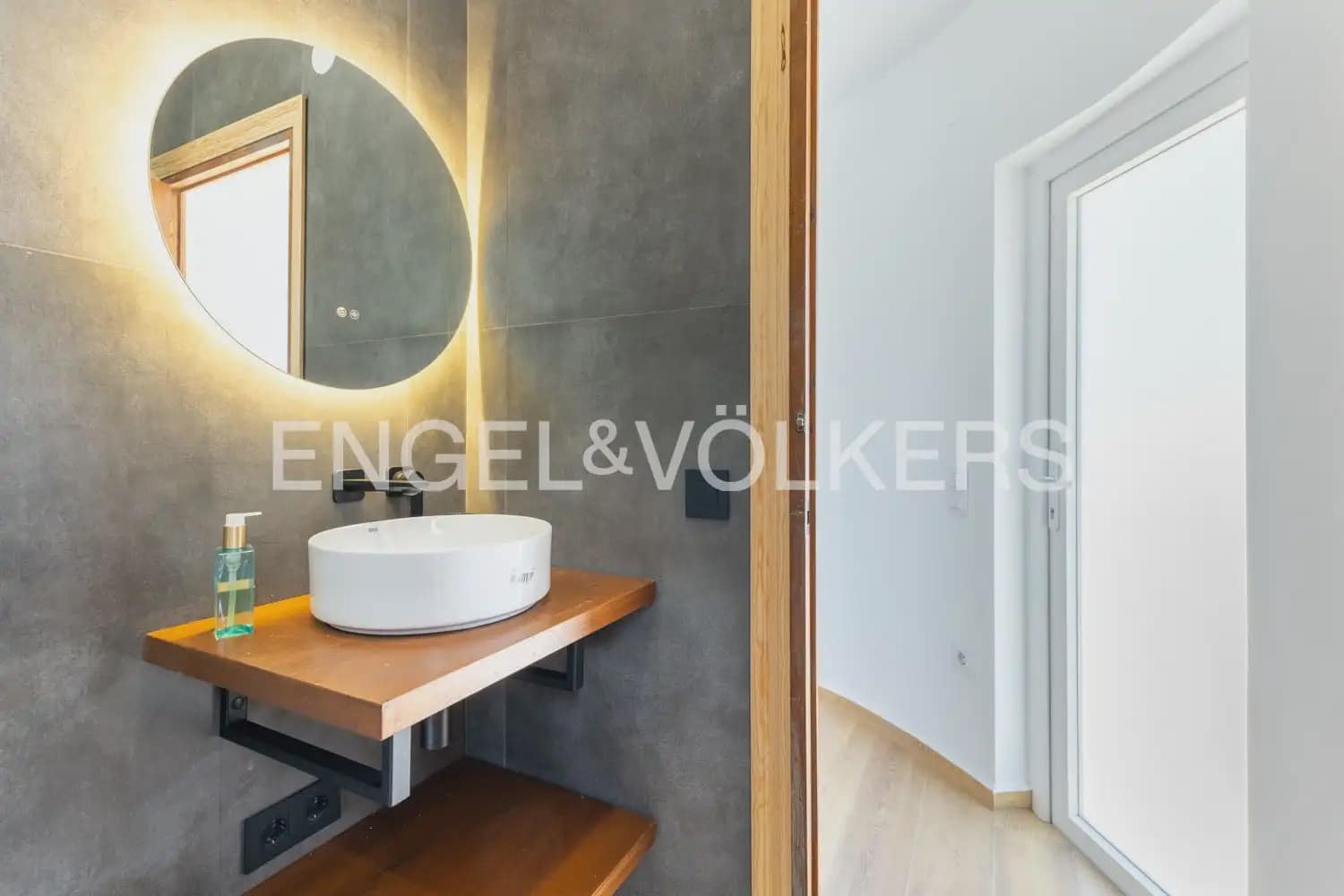 5 soverom Villa til salgs i Denia med garasje - € 895 000 (Ref: 9898325)
