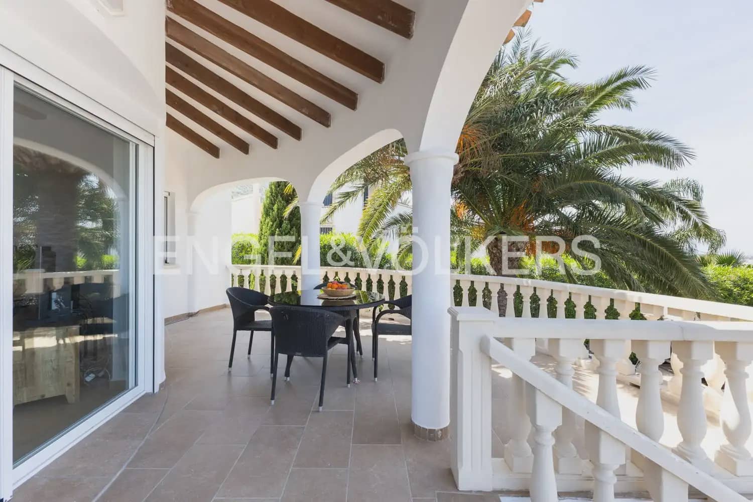 5 soverom Villa til salgs i Denia med garasje - € 895 000 (Ref: 9898325)