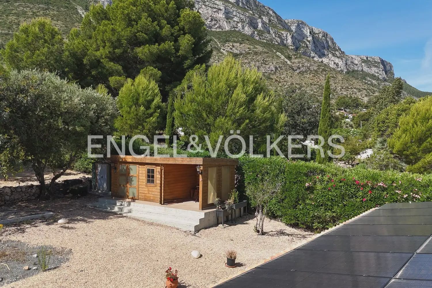 5 soverom Villa til salgs i Denia med garasje - € 895 000 (Ref: 9898325)