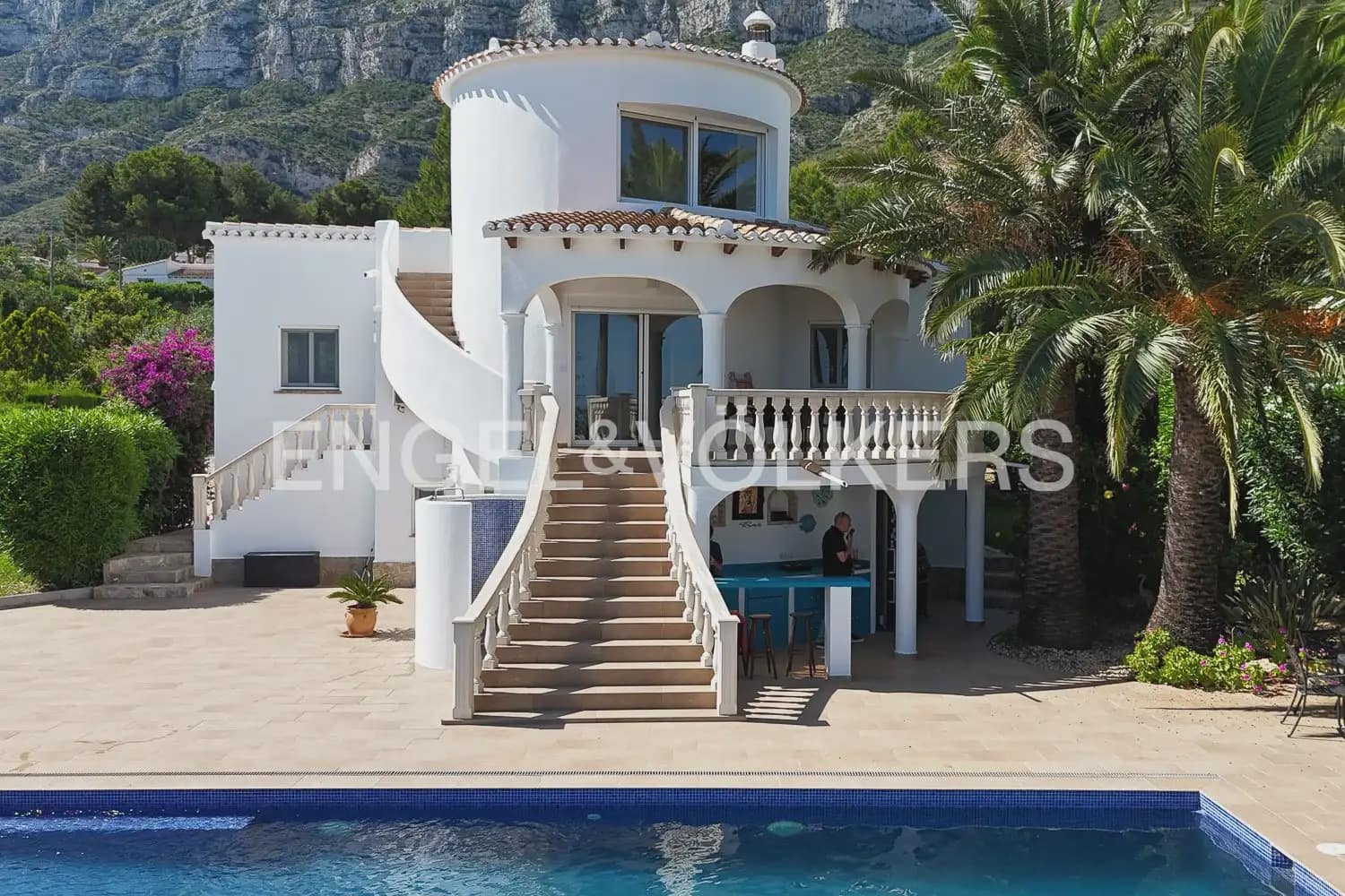 5 soverom Villa til salgs i Denia med garasje - € 895 000 (Ref: 9898325)