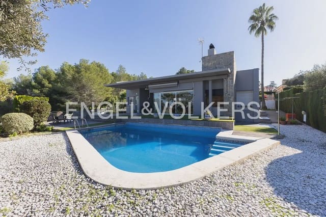 4 camera da letto Villa in vendita in Carcaixent con piscina garage - 585.000 € (Rif: 9898326)