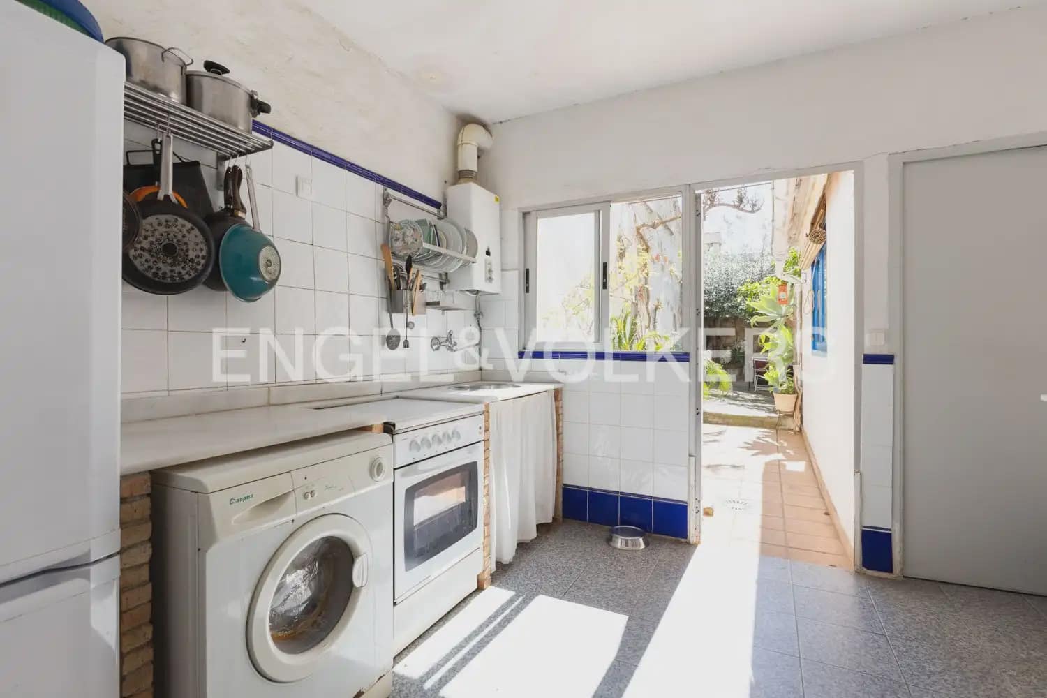 4 bedroom Townhouse for sale in Xeraco - € 230,000 (Ref: 9898327)