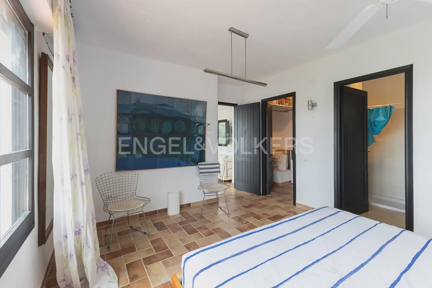Chalet de 5 habitaciones en Oropesa  en venta con piscina garaje - 950.000 € (Ref: 9898328)