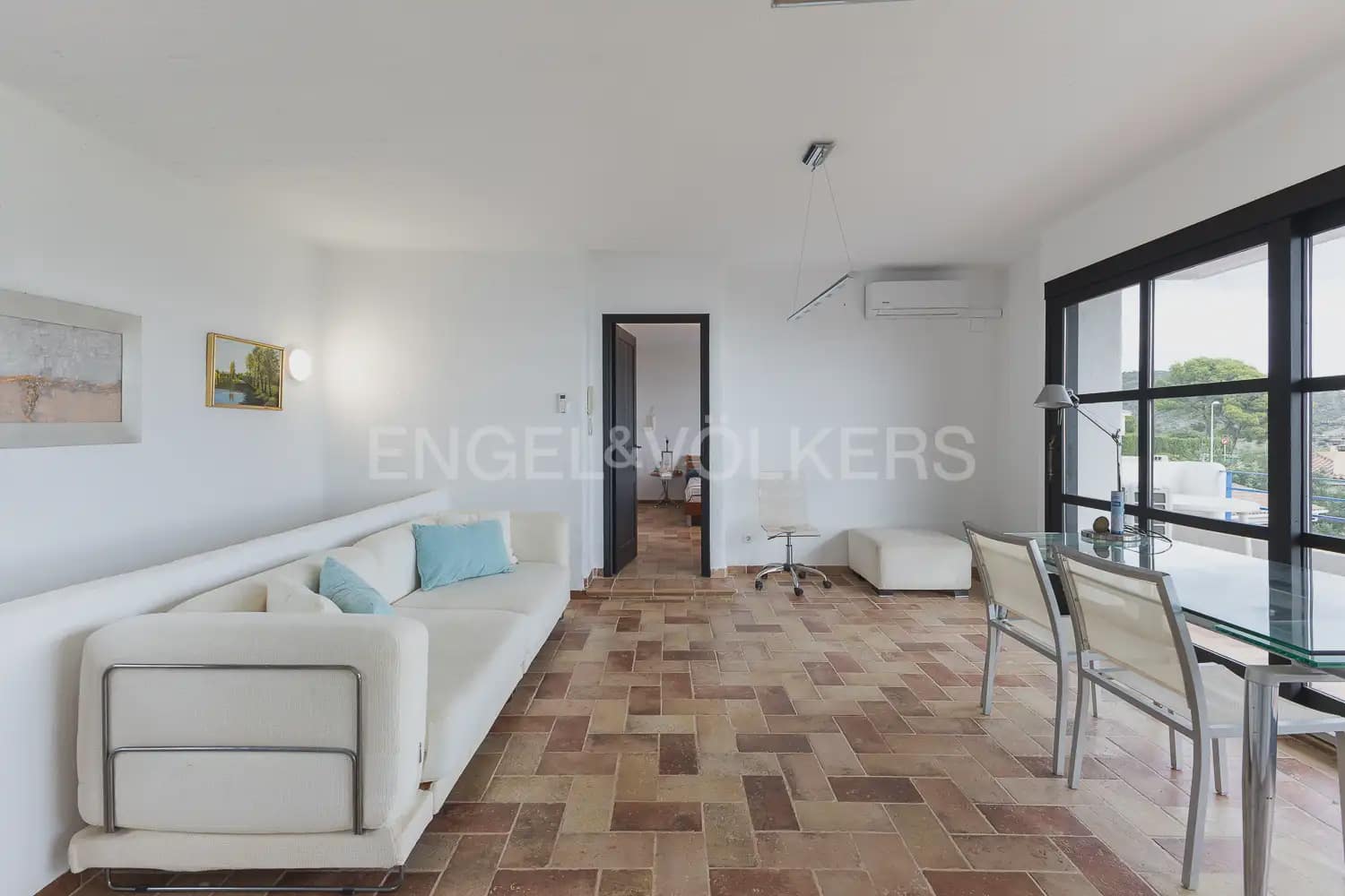 Chalet de 5 habitaciones en Oropesa  en venta con piscina garaje - 950.000 € (Ref: 9898328)