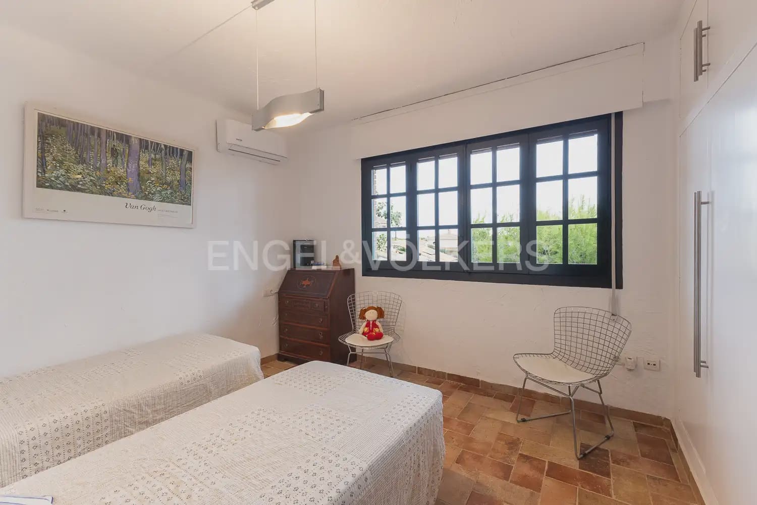 Chalet de 5 habitaciones en Oropesa  en venta con piscina garaje - 950.000 € (Ref: 9898328)