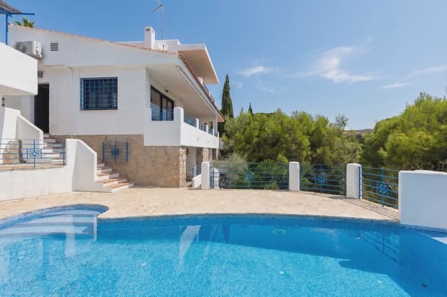Chalet de 5 habitaciones en Oropesa  en venta con piscina garaje - 950.000 € (Ref: 9898328)