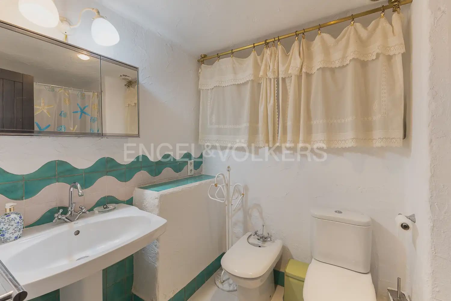 Chalet de 5 habitaciones en Oropesa  en venta con piscina garaje - 950.000 € (Ref: 9898328)