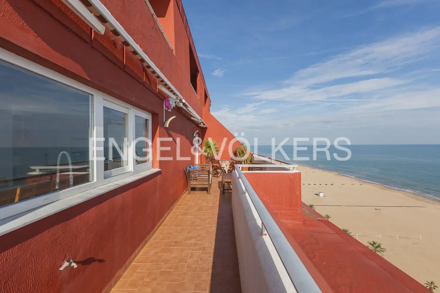 Ático de 3 habitaciones en Gandia en venta - 590.000 € (Ref: 9898329)