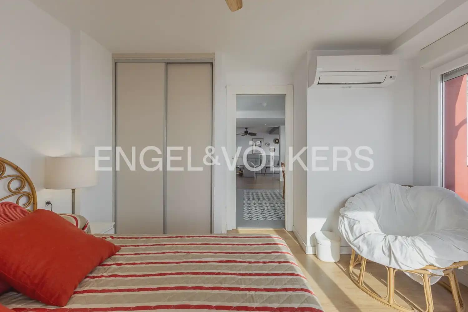 Ático de 3 habitaciones en Gandia en venta - 590.000 € (Ref: 9898329)