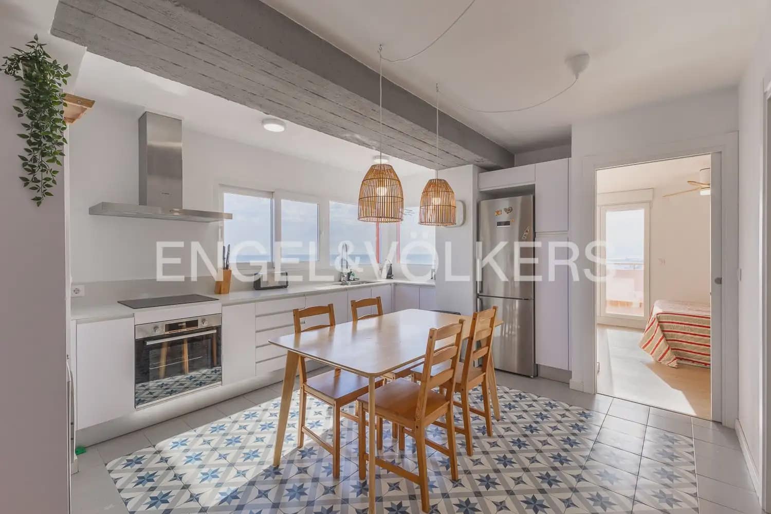 Ático de 3 habitaciones en Gandia en venta - 590.000 € (Ref: 9898329)